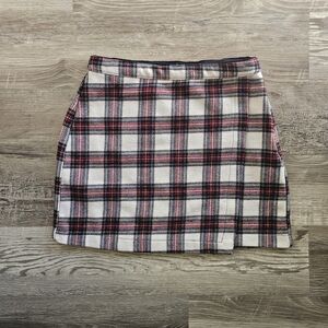 Abercrombie & Fitch White Plaid Mini Skirt with Black and Red Accents